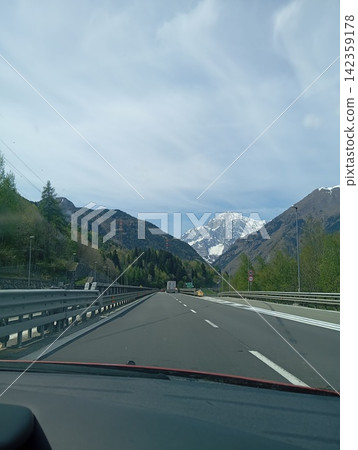 highway in the mountains highway in the mountains 142359178