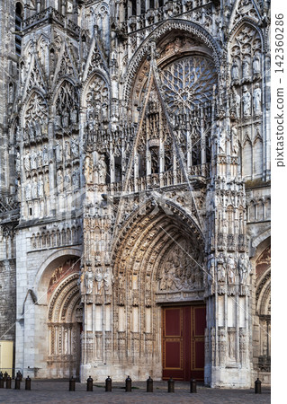 Rouen Cathedral, France Rouen Cathedral, France 142360286