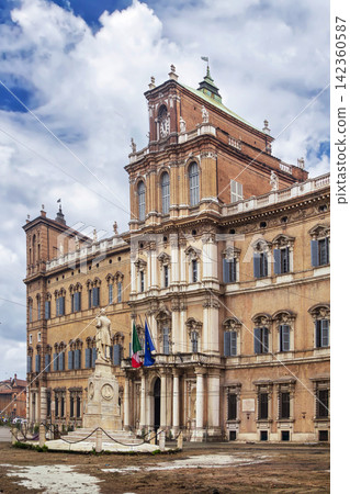 Main facade of the Ducal Palace of Modena, Italy. Grand Baroque architecture and Military Academy headquarters Main facade of the Ducal Palace of Modena, Italy. Grand Baroque architecture and Military Academy headquarters 142360587