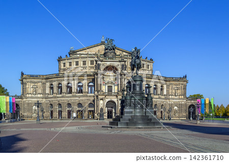 Semperoper, Dresden, Saxony, Germany. Square crop view of Opera House facade under clear sky in bright daylight Semperoper, Dresden, Saxony, Germany. Square crop view of Opera House facade under clear sky in bright daylight 142361710