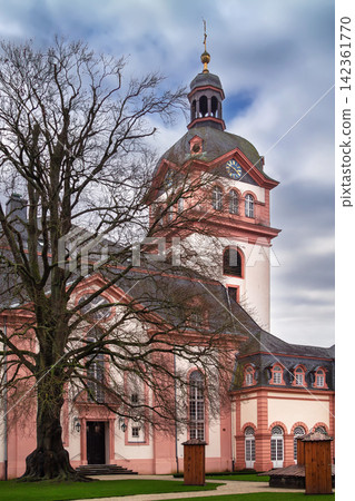 Historic Castle Church in Weilburg, Germany. Medieval religious architecture under cloudy sky with no people in the frame 142361770