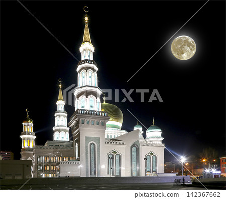 Moscow Cathedral Mosque, with the super moon, Russia -- the main mosque in Moscow, new landmark 142367662