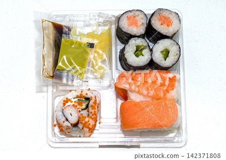 Sushi in plastic tray Sushi in plastic tray 142371808