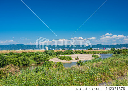 Kizu River scenery, Yawata City Kizu River scenery, Yawata City 142371878
