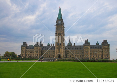 Ottawa Parliament Hill Peace Tower Historic Gothic Landmark Ottawa Parliament Hill Peace Tower Historic Gothic Landmark 142372085
