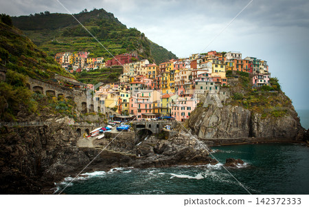 Cinque Terre Coastal Village with Colorful Cliffside Houses Cinque Terre Coastal Village with Colorful Cliffside Houses 142372333