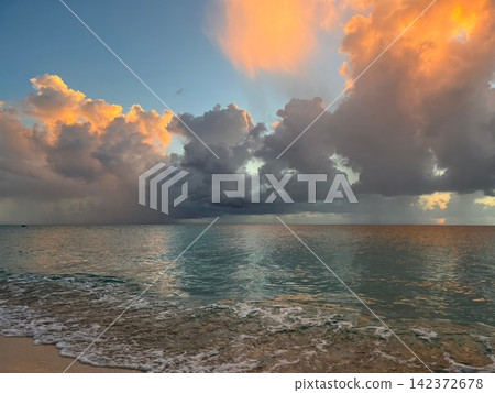 Okinawa, Miyako Island | Sea and sky at sunset Okinawa, Miyako Island | Sea and sky at sunset 142372678