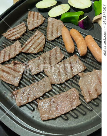 Delicious BBQ Delicious BBQ 142374507