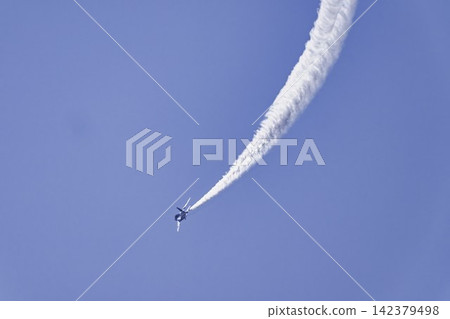 Blue Impulse aerobatic team at Matsushima Air Base during summer blue skies and flight training in Higashimatsushima City, Miyagi Prefecture. Blue Impulse aerobatic team at Matsushima Air Base during summer blue skies and flight training in Higashimatsushima City, Miyagi Prefecture. 142379498