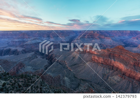 Grand Canyon Mather Point Grand Canyon Mather Point 142379793