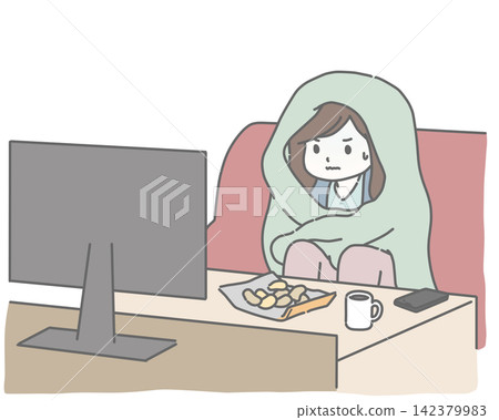 一群身穿全套防護裝備的女性舉辦了一場恐怖電影觀影派對。 一群身穿全套防護裝備的女性舉辦了一場恐怖電影觀影派對。 142379983