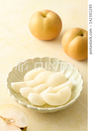 千葉縣產的鳳梨 千葉縣產的鳳梨 142381295