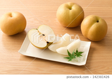 千葉縣產的鳳梨 142381426