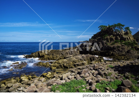 秋日晴空下的鳳島 秋日晴空下的鳳島 142382134