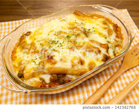 肉焗 肉焗 142382768