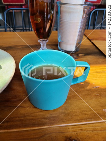 簡單的清湯 簡單的清湯 142383622