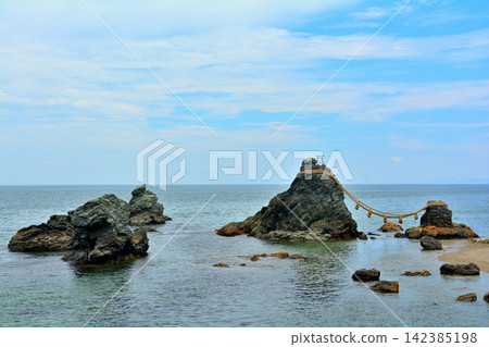 Ise-Futamiura Ise-Futamiura 142385198