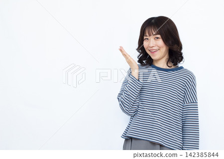 女人介紹 142385844