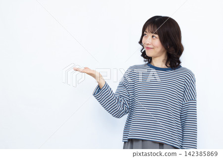 女人介紹 142385869