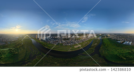多摩市和府中市全景照片 142386810