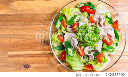 Cold pork and okra salad Cold pork and okra salad 142387292