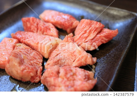 A5 grade Japanese Black Wagyu Beef Short Ribs for Yakiniku A5 grade Japanese Black Wagyu Beef Short Ribs for Yakiniku 142387579