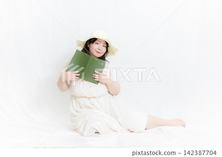 夏季度假時尚 夏季度假時尚 142387704