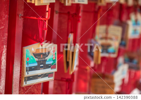 Ema wooden tablets with painted Hakozaki Shrine, Fukuoka Ema wooden tablets with painted Hakozaki Shrine, Fukuoka 142390388