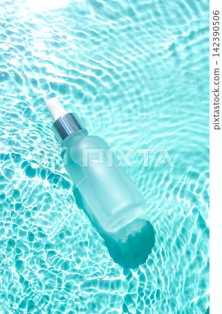 夏季化妝品形象 142390506