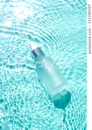 夏季化妝品形象 夏季化妝品形象 142390507