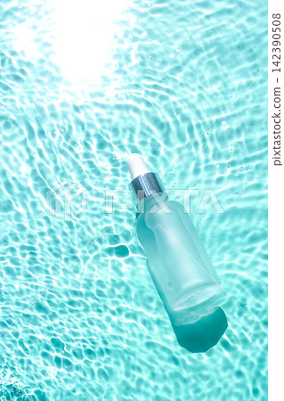 夏季化妝品形象 142390508
