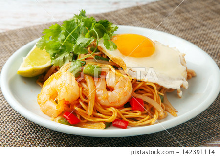 Mie goreng 142391114