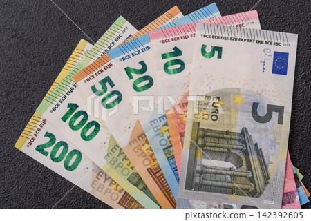 Euro, European currency cash banknotes for business and financial exchanges. Euro banknotes Euro, European currency cash banknotes for business and financial exchanges. Euro banknotes 142392605