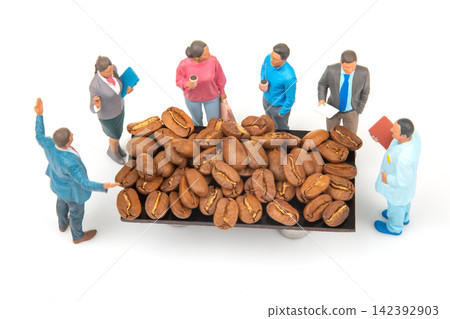Miniature figures gather around a large pile of coffee beans in a meeting setting Miniature figures gather around a large pile of coffee beans in a meeting setting 142392903