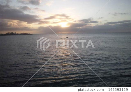 沖繩海的日落 沖繩海的日落 142393129