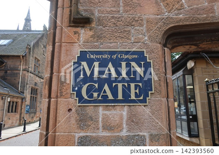 University of Glasgow University of Glasgow 142393560