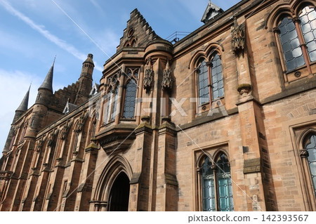 University of Glasgow University of Glasgow 142393567