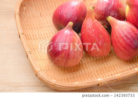 The fruit fig, also known as fig. The fruit fig, also known as fig. 142393733