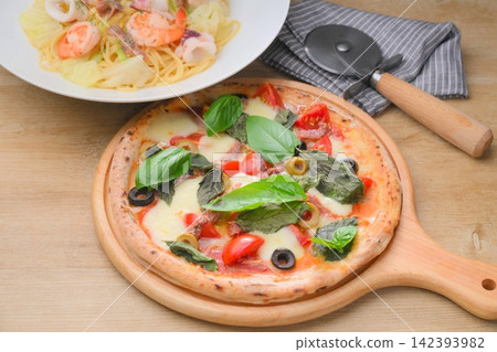 Italian pizza, anchovy and olive pizza, pizza. Italian pizza, anchovy and olive pizza, pizza. 142393982