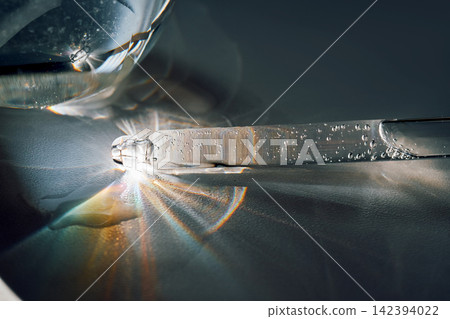 Skincare serum dropper creating bubbles and light refractions Skincare serum dropper creating bubbles and light refractions 142394022