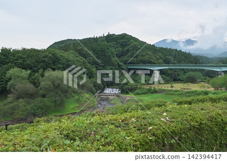 東荒川水壩,水壩公園,六月 東荒川水壩,水壩公園,六月 142394417