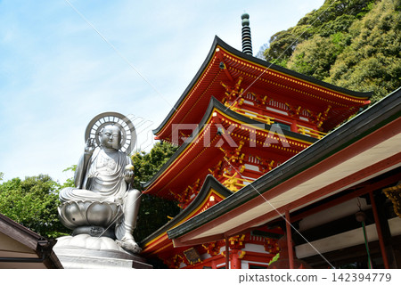 宍山長後尊子寺玉藏院:三重塔與地藏菩薩像 宍山長後尊子寺玉藏院:三重塔與地藏菩薩像 142394779