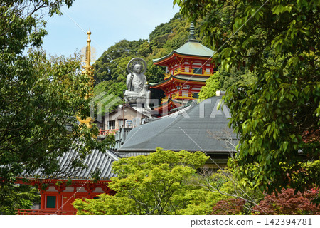 宍山長後尊子寺玉藏院：三重塔與地藏菩薩像 142394781