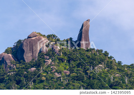 屋久島世界自然遺產:多中山和方尖碑(夏季) 屋久島世界自然遺產:多中山和方尖碑(夏季) 142395095