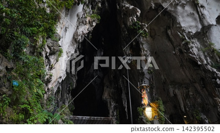 Entrance to Batu Caves Malaysia Entrance to Batu Caves Malaysia 142395502