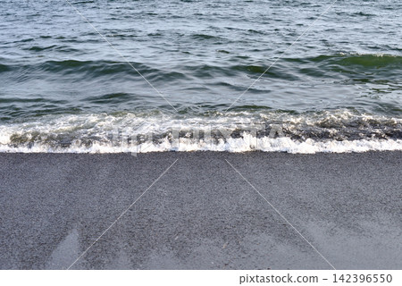 辻堂海灘的波浪景色 辻堂海灘的波浪景色 142396550