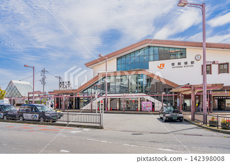 從靜岡縣御殿場市御殿場站前看到的景色 142398008