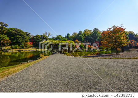 京都仙洞禦所、南池、八橋、秋葉 京都仙洞禦所、南池、八橋、秋葉 142398733