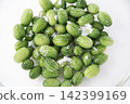 Petit Cube Pickles 142399169