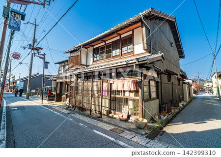 【傳統建築群重要保護區】滋賀縣彥根市河原町芹町地區:原安政町春景(下) 【傳統建築群重要保護區】滋賀縣彥根市河原町芹町地區:原安政町春景(下) 142399310